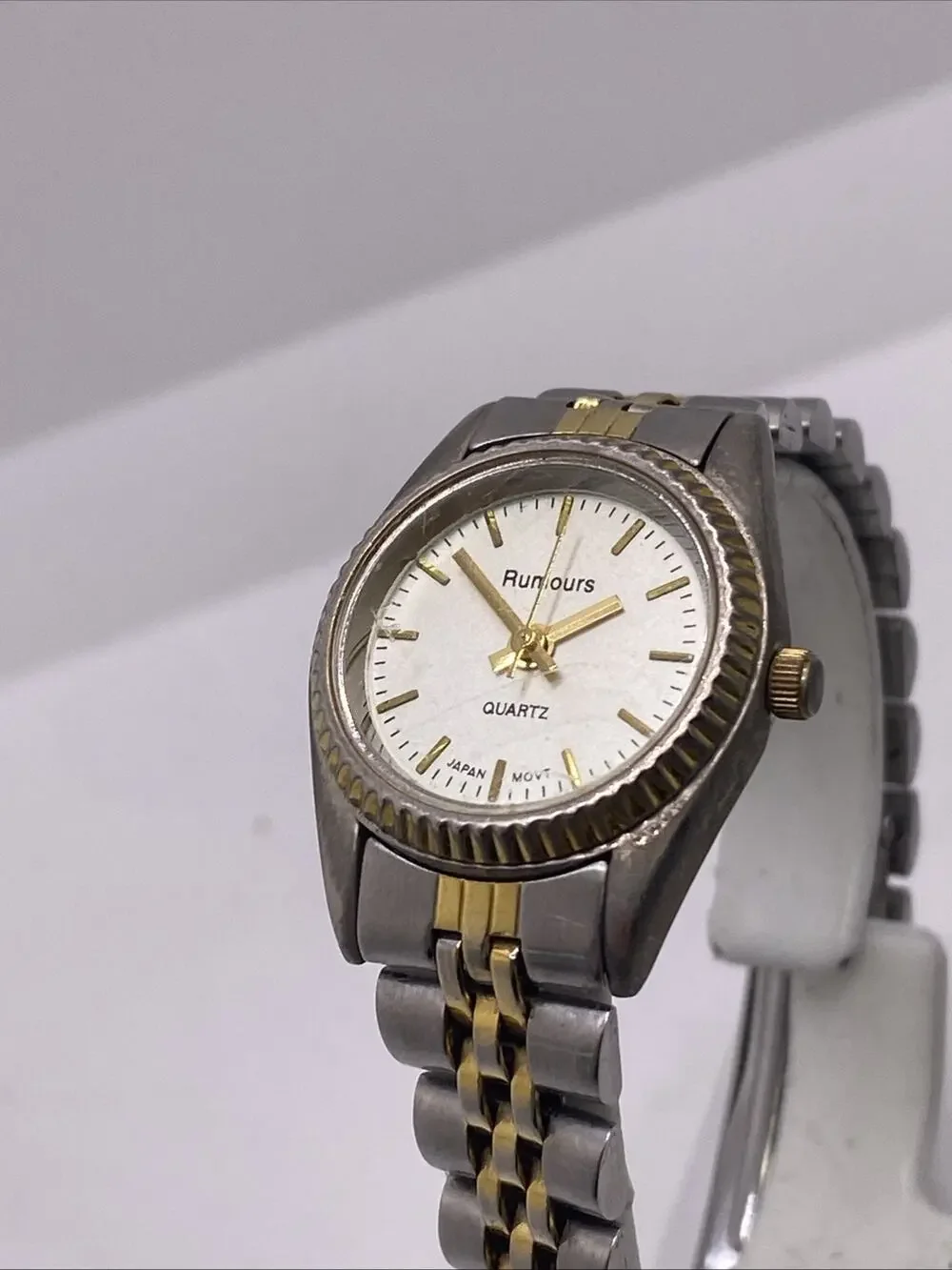 Womens Vintage Silver Tone Watch Works New Battery